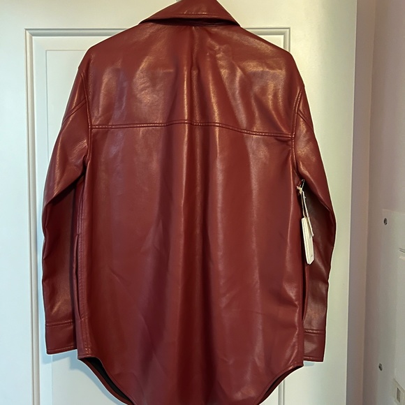 Wilfred The Ganna™ Shirt Jacket - Vegan Leather (Small) - Picture 5 of 8